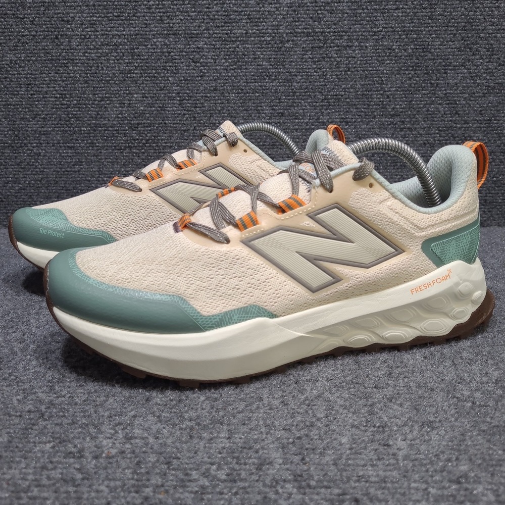 New Balance Fresh Foam X Garoe V2 Men's 9.5/ Women's 11 Running Trail Sneakers